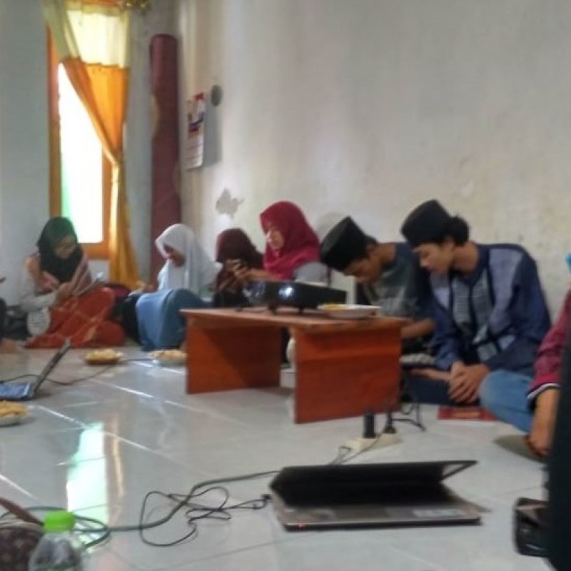 Pelajar NU Astanajapura Cirebon Gelar Pelatihan Jurnalistik