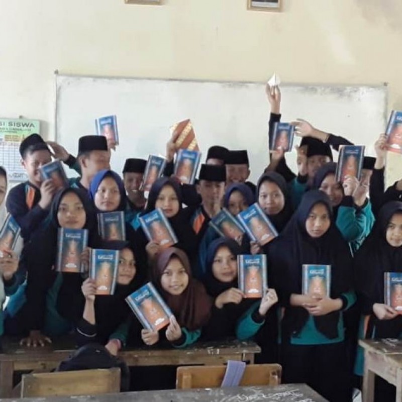 Madrasah Ini Peringati Kemerdekaan dengan Lomba Baca Kitab