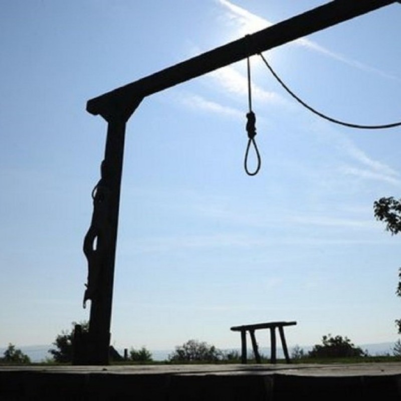 Pembunuh Imam Shalat di Iran Dieksekusi Gantung di Depan Umum