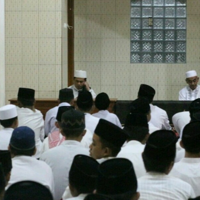 Sambut Wisuda, Pesantren Al-Hikamussalafiyyah Gelar Semaan Al-Qur'an di 33 Masjid