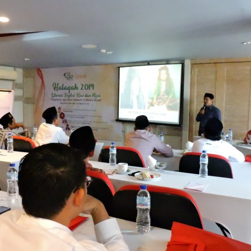 Pusat Studi Pesantren Gelar Halaqah ‘Jalan Dakwah di Media Sosial’ di Bali