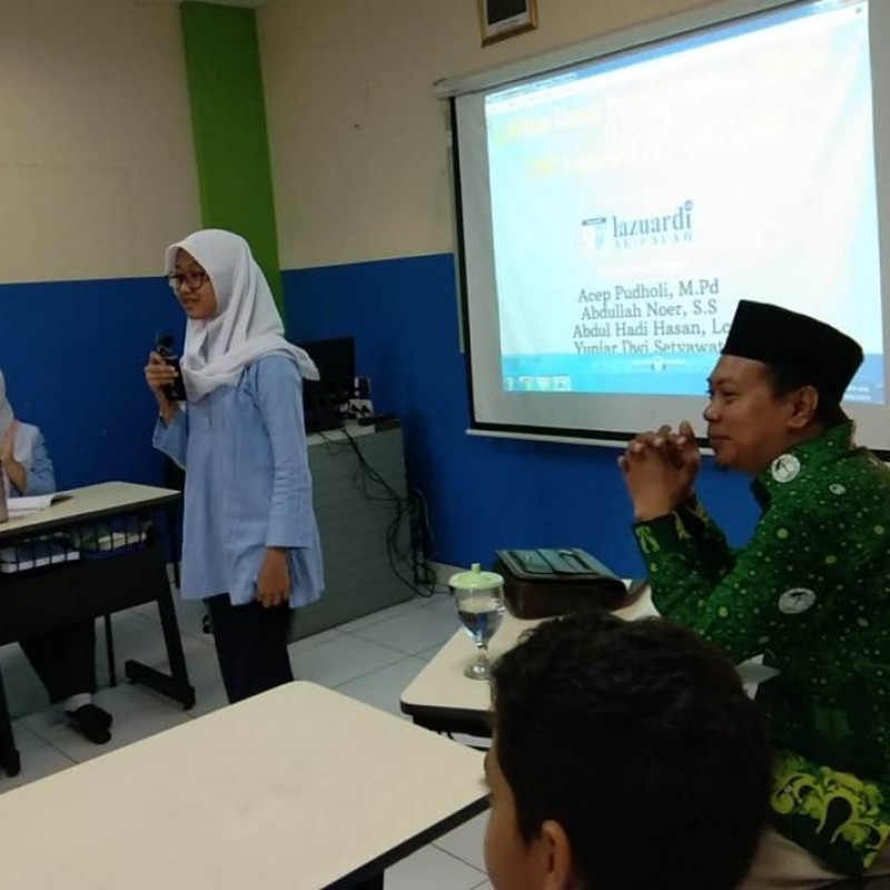 SMP Lazuardi Al Falah Depok Hadirkan Pergunu dan IPNU dalam Latihan Dasar Kepemimpinan OSIS