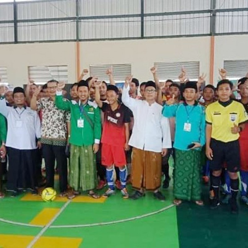 19 Pesantren di Tegal Semarakkan Futsal Hari Santri 