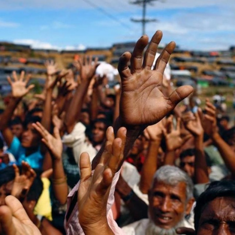 Bangladesh Pindahkan Ribuan Pengungsi Rohingya ke Pulau Rawan Banjir