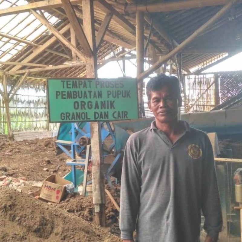 Buat Pupuk Organik, Alumnus Pesantren Ingin Kembalikan Kesuburan Tanah