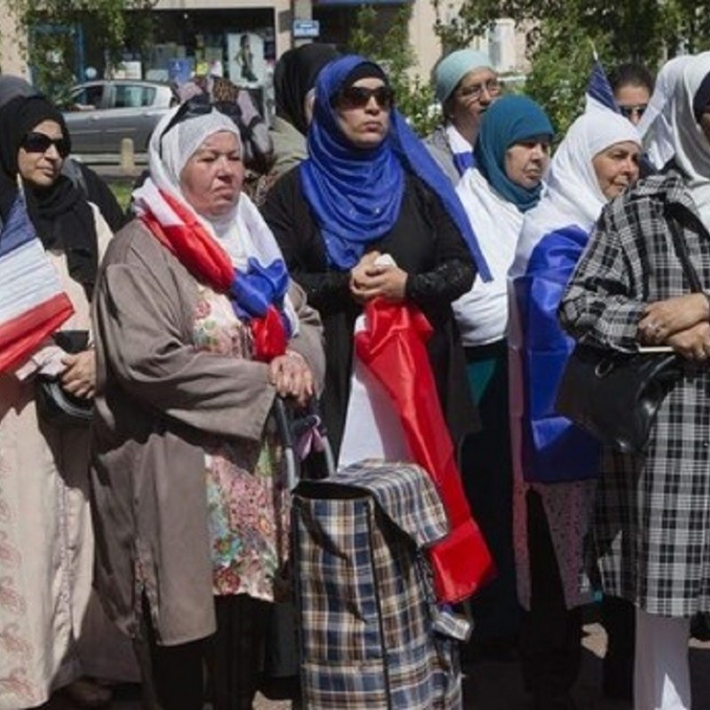 Senat Prancis Larang Ibu-Ibu Gunakan Jilbab di Sekolah