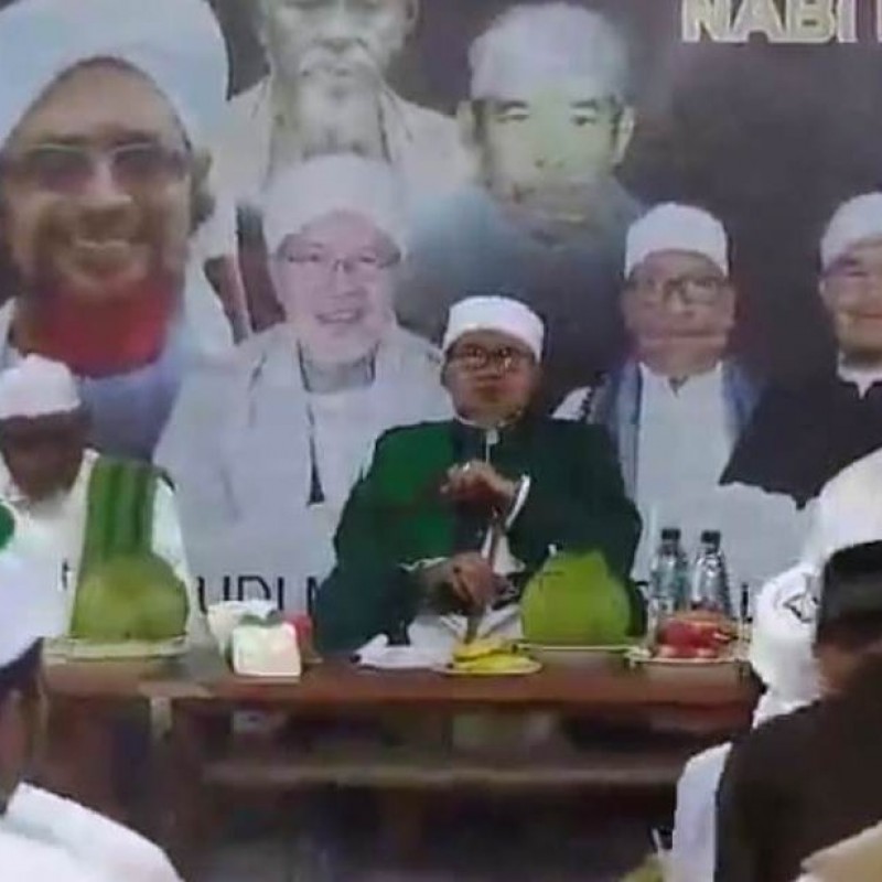Ribuan Santri dan Dewan Guru Dayah di Aceh Meriahkan Maulid