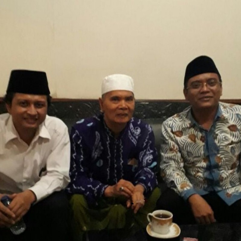 Kiai Afifuddin: Kita Takzim pada Habaib, Tetapi Indonesia Terlalu Terbuka
