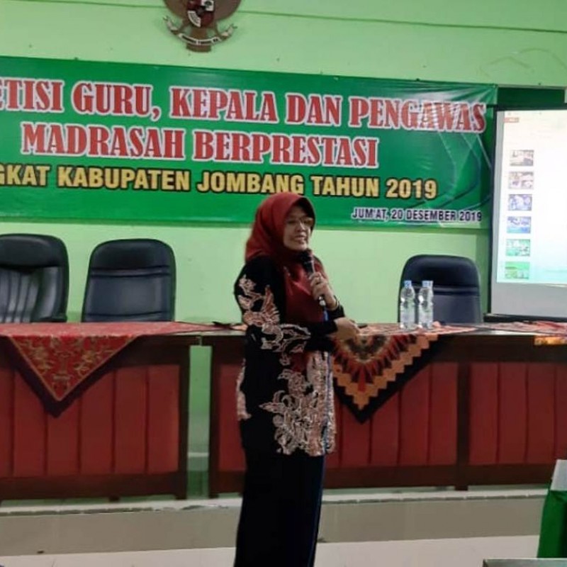 MTs Al-Hikam Juara Lomba Kepala Madrasah Berprestasi di Jombang