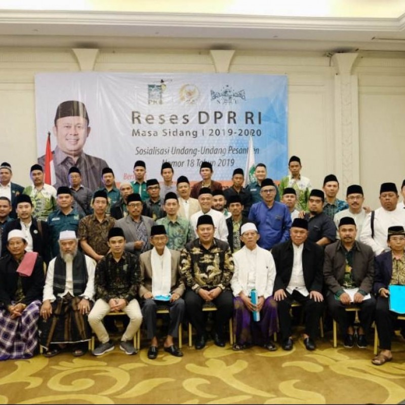 DPR RI Sosialisasikan Undang-undang Pesantren ke Ulama Bandung Barat