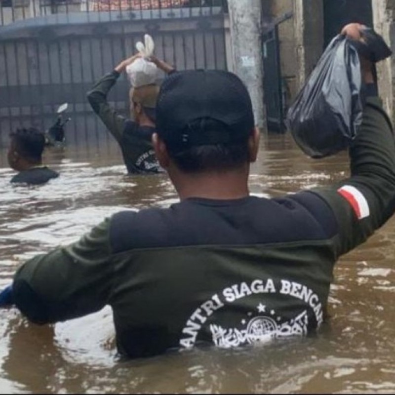 Catat Kontak dan Rekening Donasi LAZISNU untuk Korban Banjir!