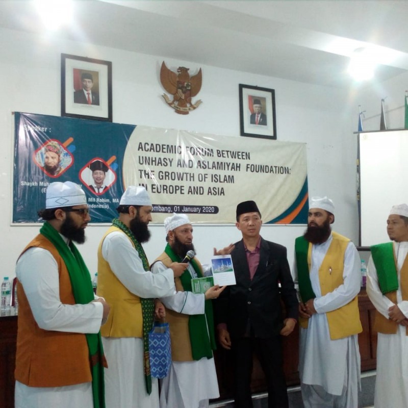 Aslamiyah Foundation Inggris Mendalami Islam Ramah ke Tebuireng