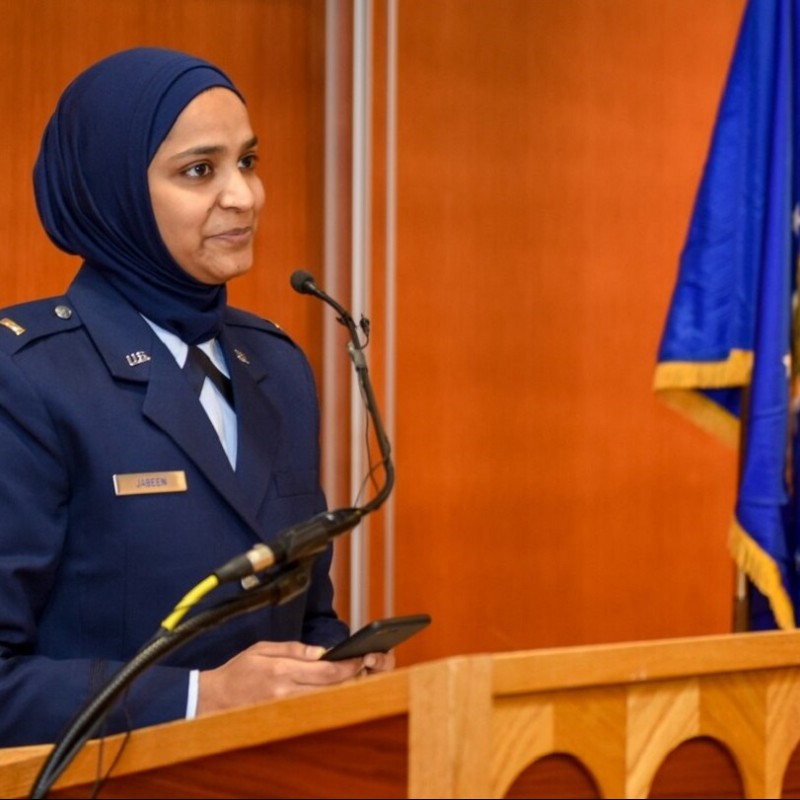 Saleha Jabeen, Wanita Muslim Pertama di Angkatan Udara AS