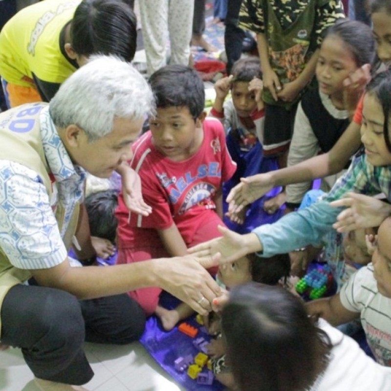 Cegah Banjir, Gubernur Jateng Ingatkan Warga Pekalongan Jaga Kebersihan