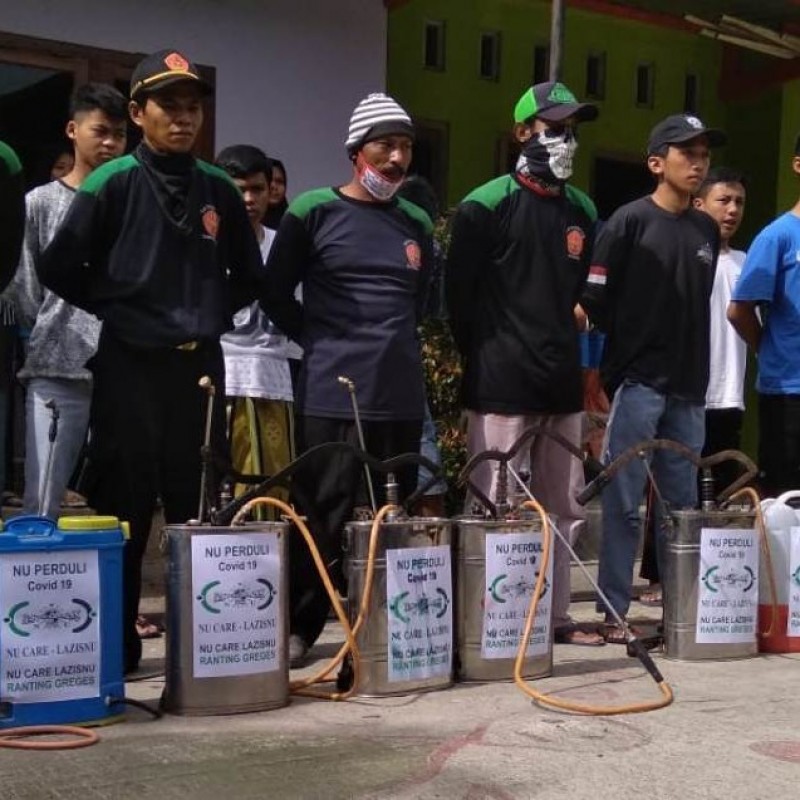 NU Peduli Pencegahan Covid-19 Semprot Disinfektan 20 Kecamatan di Temanggung
