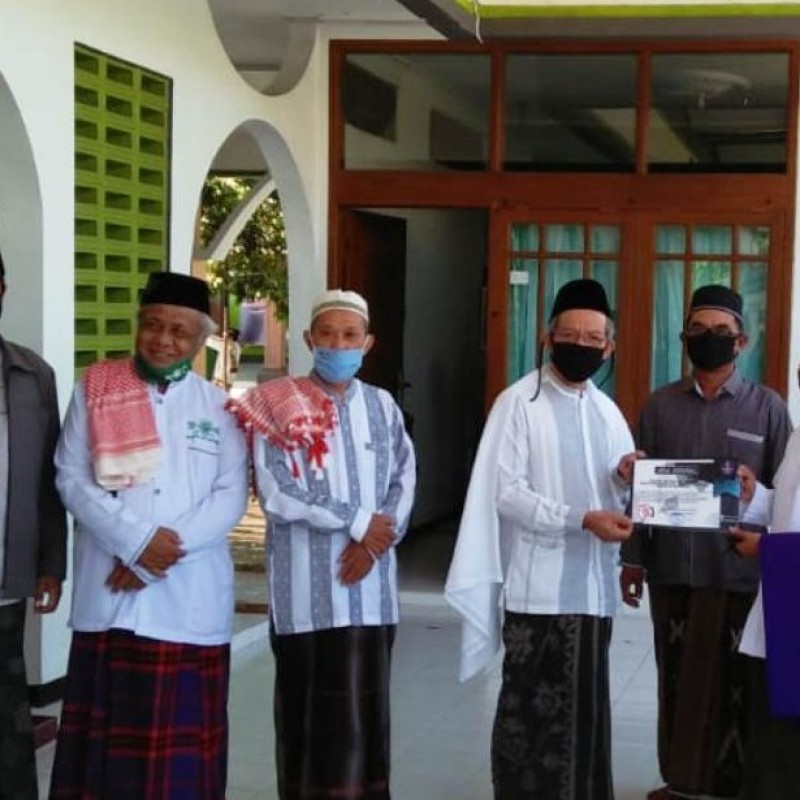Taati Protokol Kesehatan, Masjid NU di Banyuwangi Terima Sertifikat 