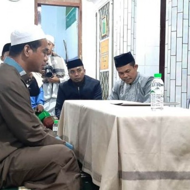 Warga NTT Ikrar Mualaf Lantaran Terkesima dengan Shalat