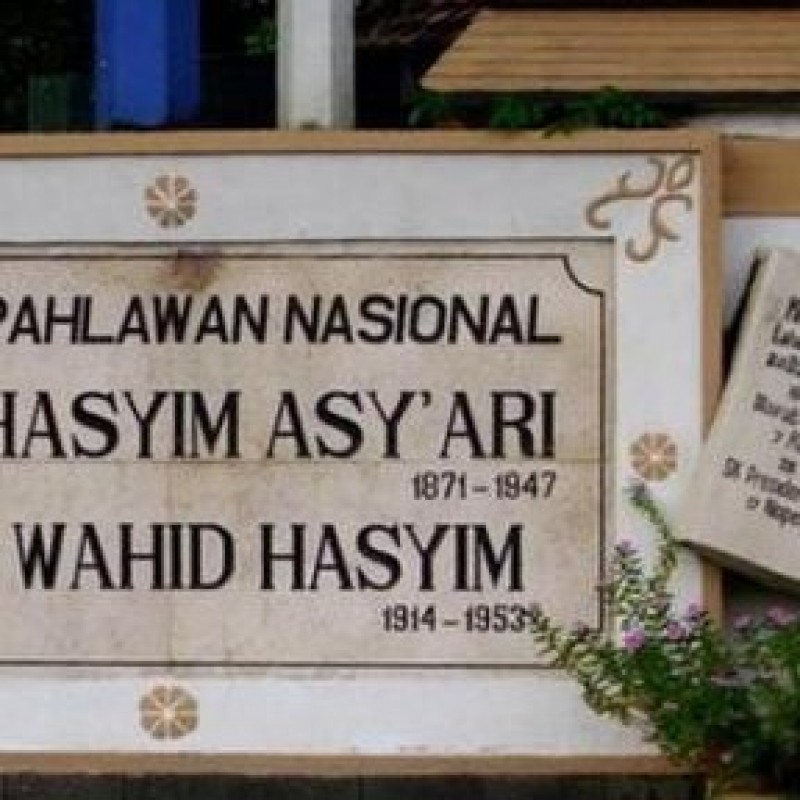 Dokumen Penetapan KH Hasyim Asy’ari dan KH Wahid Hasyim sebagai Pahlawan Nasional