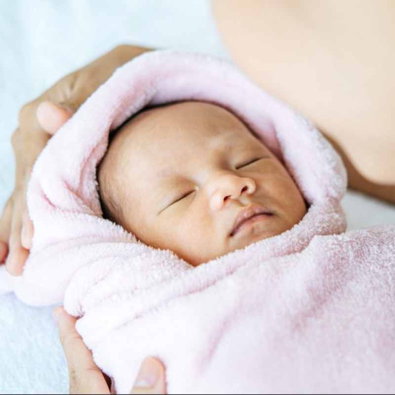 Adzan untuk Orang Mati dan Bayi