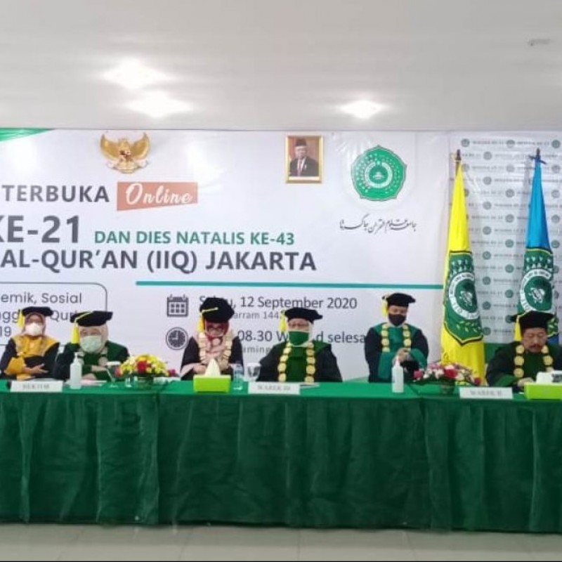 Kepada Wisudawan, Rektor IIQ Jakarta Menitipkan Nilai Al-Qur’an dan Akhlak Terpuji