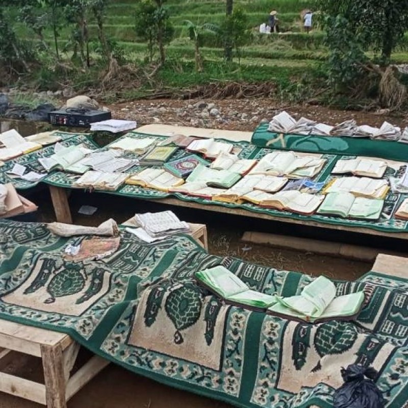 Diterjang Banjir Bandang, Pesantren di Bogor Butuh Bantuan