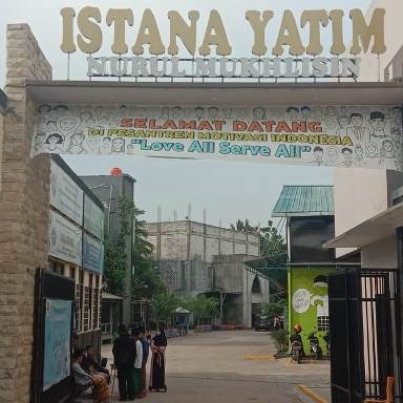 Pesantren Motivasi Indonesia: Istana Yatim di Pelosok Bekasi