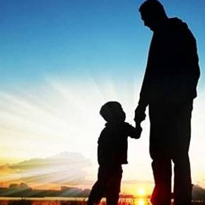 Ayah Harus Jadi Teladan Baik karena Tercermin pada Perilaku Anak