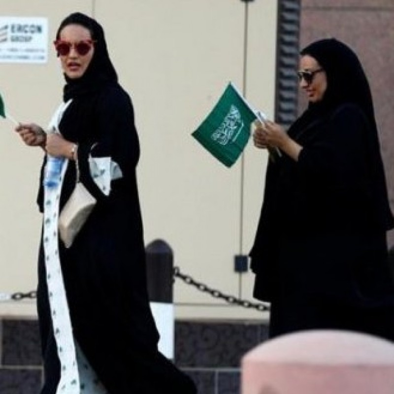 Perempuan Arab Saudi Kini Bisa Menjadi Tentara