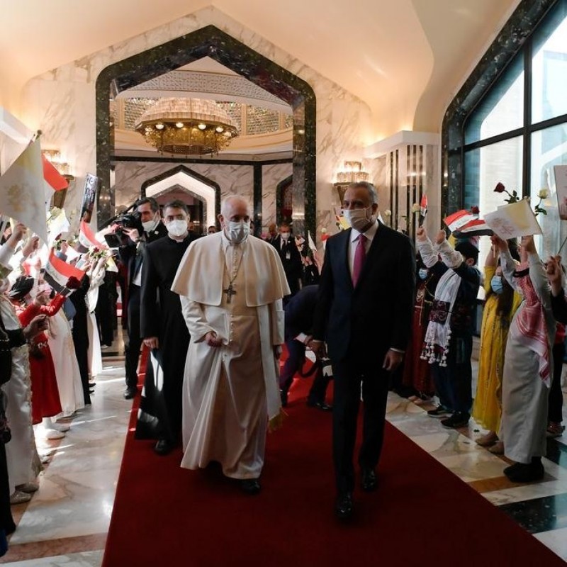 Paus Fransiskus Berkunjung ke Irak untuk Pertama Kali