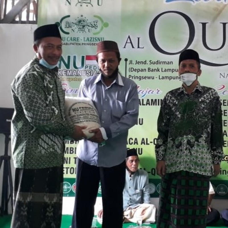 Bakti Sosial dan Khataman Qur’an Warnai Peluncuran Al-Qur’an Center NU Pringsewu