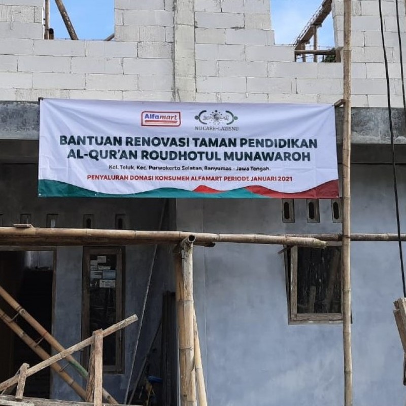 LAZISNU Salurkan Bantuan Renovasi Pesantren dan TPQ di Empat Kabupaten