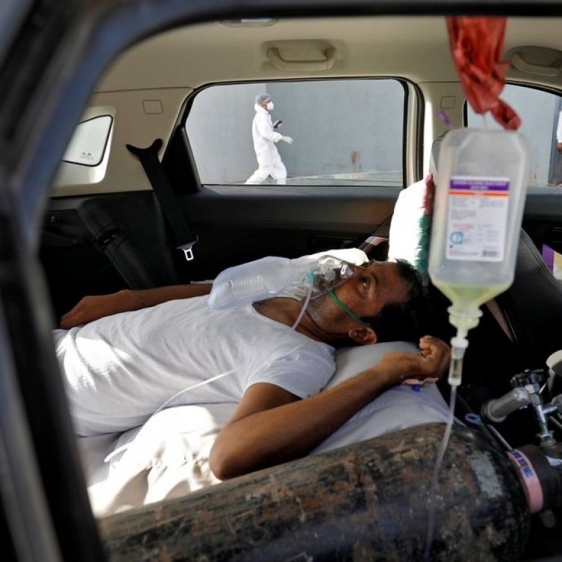 Angka Covid-19 Meledak di India, Rumah Sakit Kehabisan Oksigen