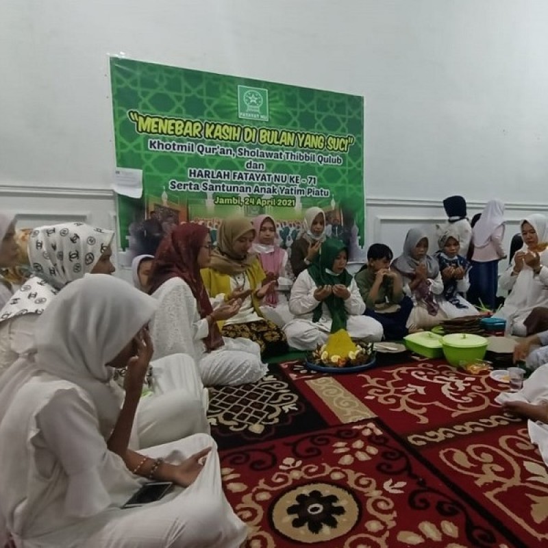 71 Ribu Shalawat Tandai Peringati Harlah Ke-71 Fatayat NU di Jambi