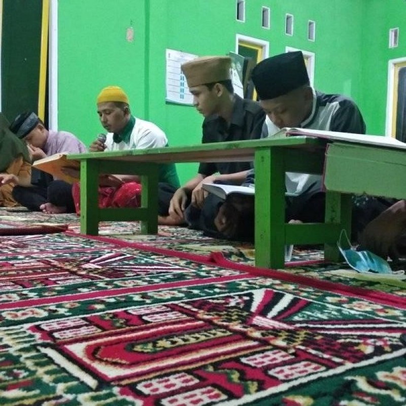 Darling, Cara Generasi Muda NU Pringsewu Pertahankan Tadarus di Masjid