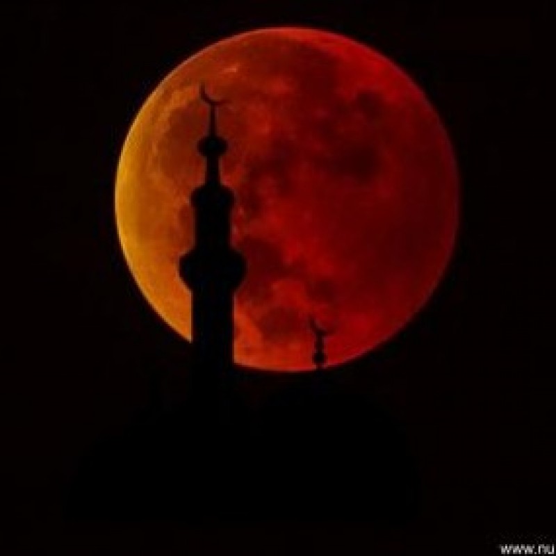 Penjelasan Kenapa Gerhana Bulan Total Berwarna Merah