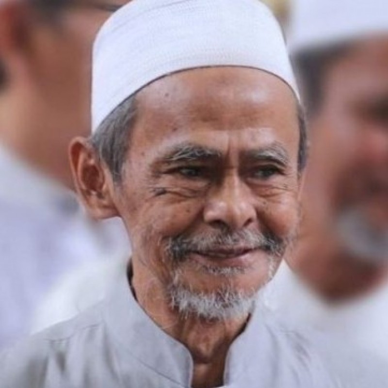 Obituari KH A Nawawi Abdul Jalil, Sang Juru Selamat Aqidah