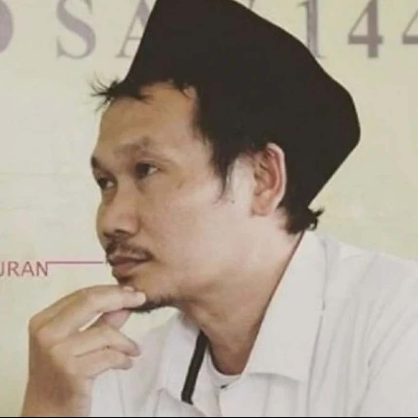 Gus Baha: Orang Islam Harus Dilatih Logika