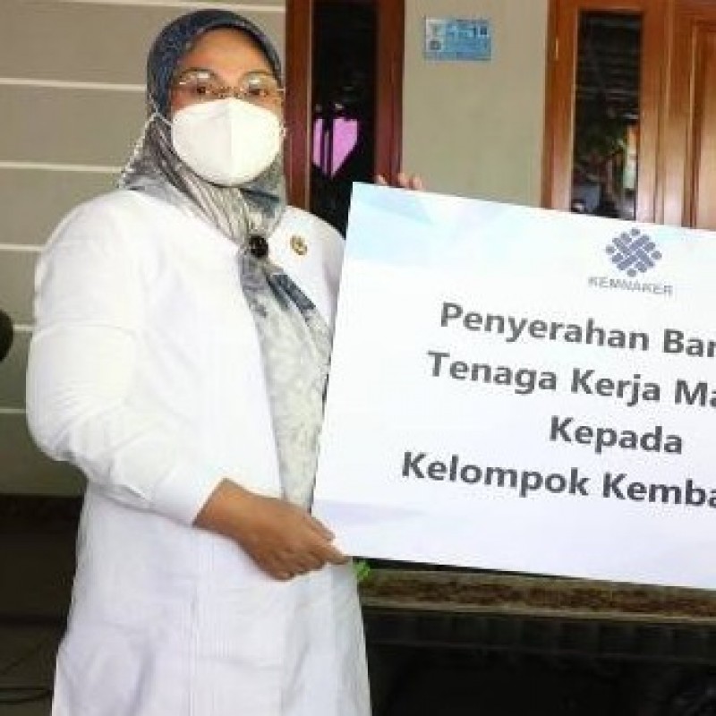 2 Tahun Menderita, PKL di Jakarta Dapat Bantuan TKM Kemnaker