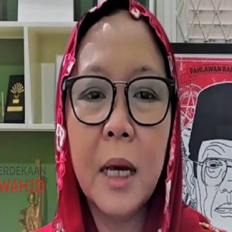 Delivering Independence Oration, Alissa Wahid alludes to political elite billboards