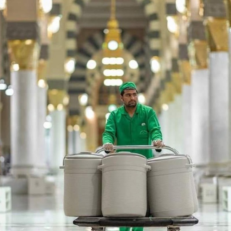 Kembalinya Drum Air Zamzam ke Dalam Masjid Nabawi
