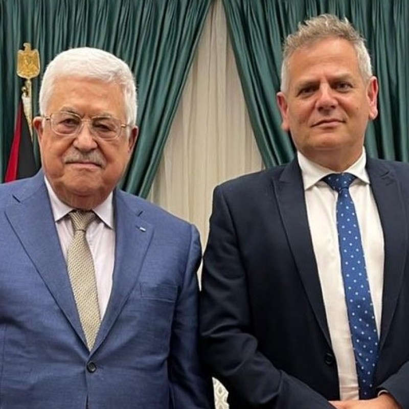 Presiden Mahmoud Abbas saat Bertemu Menkes Israel: Hentikan Pendudukan