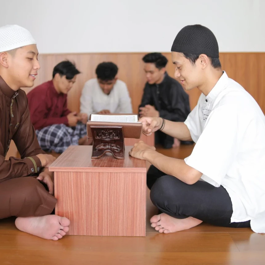 Kajian Hadits: Bolehkah Orang Fasik Melakukan Amar Makruf–Nahi Mungkar?