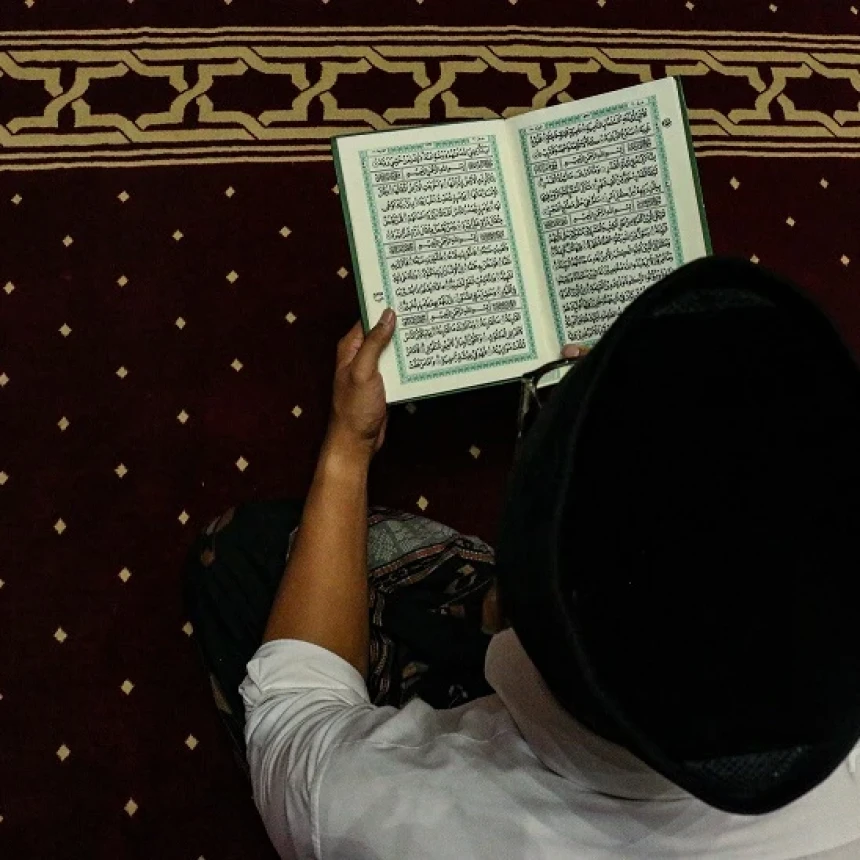 Mengenal Hadits Qudsi, Dimensi Unik Pewahyuan dalam Islam