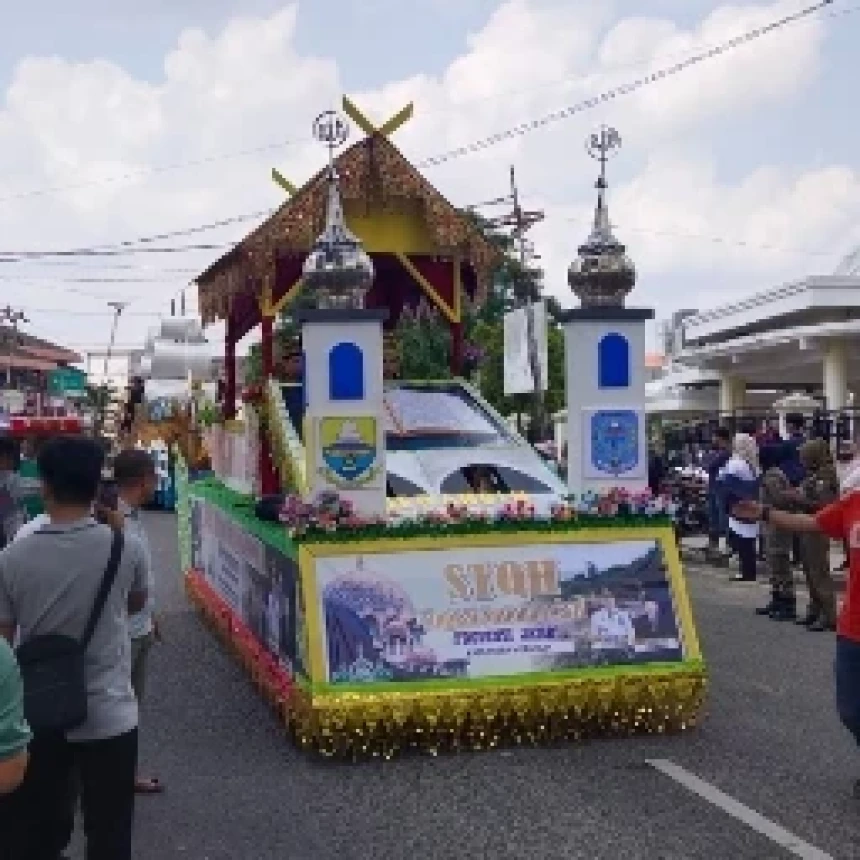 Pawai Ta'aruf STQH di Jambi Tampilkan Keragaman Budaya Nusantara