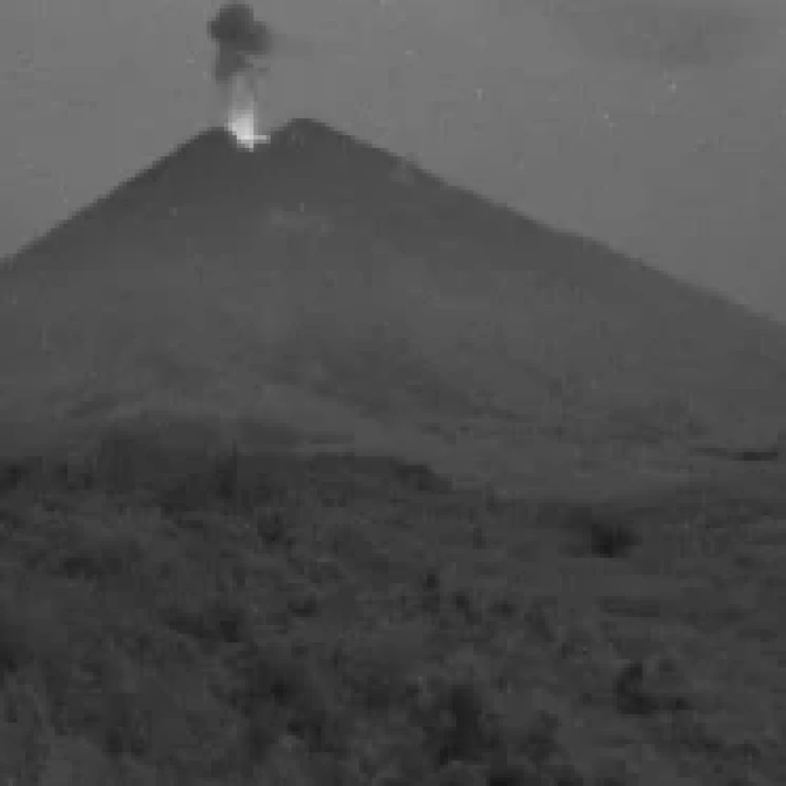 Gunung Semeru Kembali Erupsi, PVMBG: Waspadai Potensi Awan Panas, Guguran Lava, dan Lahar