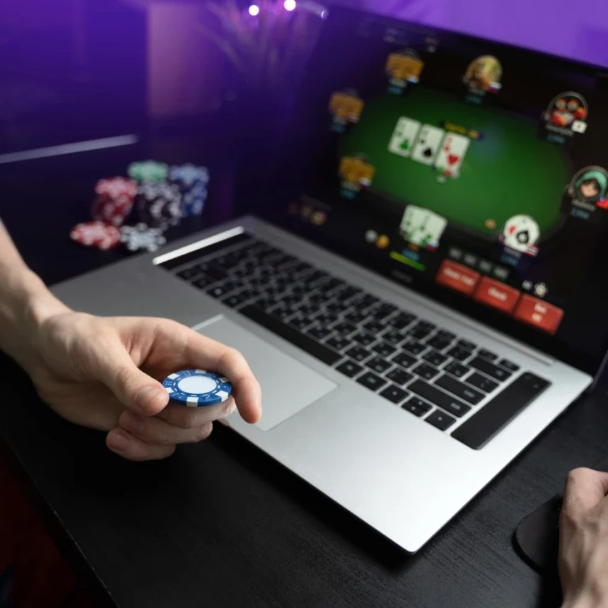 Judi Online, Racun Keharmonisan Keluarga dan Kesehatan Mental