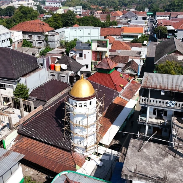 Pesona Baru Menara Masjid Tambakberas, Ikon Logo Muktamar Ke-35 NU yang Tetap Jaga Keaslian Struktur
