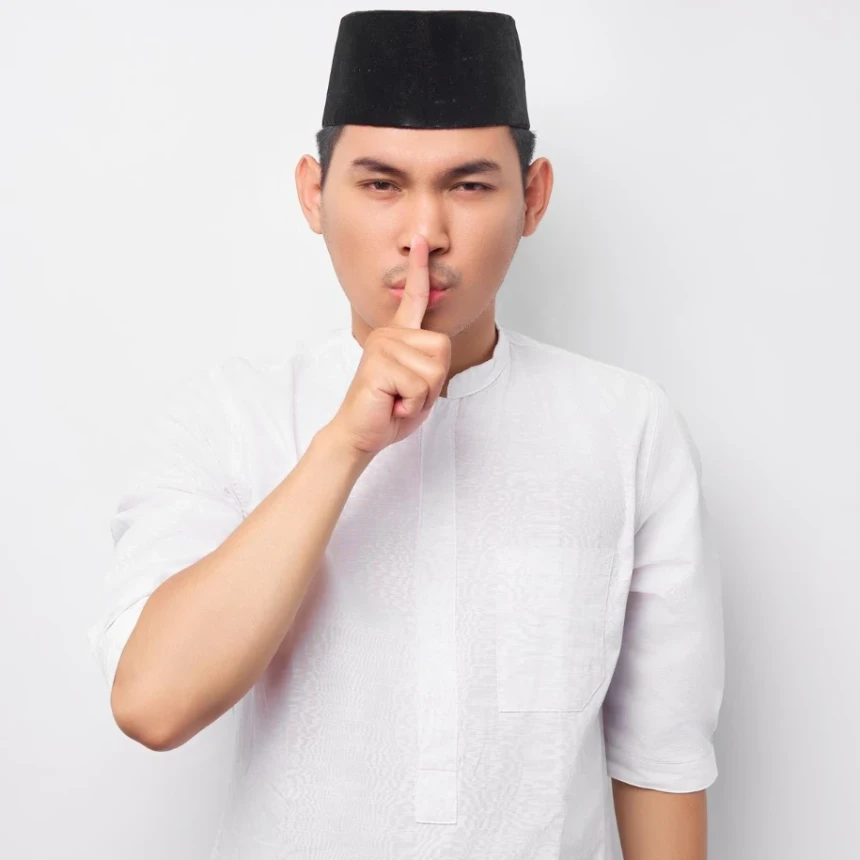 Khutbah Jumat: Bahaya Sifat Tamak dan Cara Menjaga Hati darinya