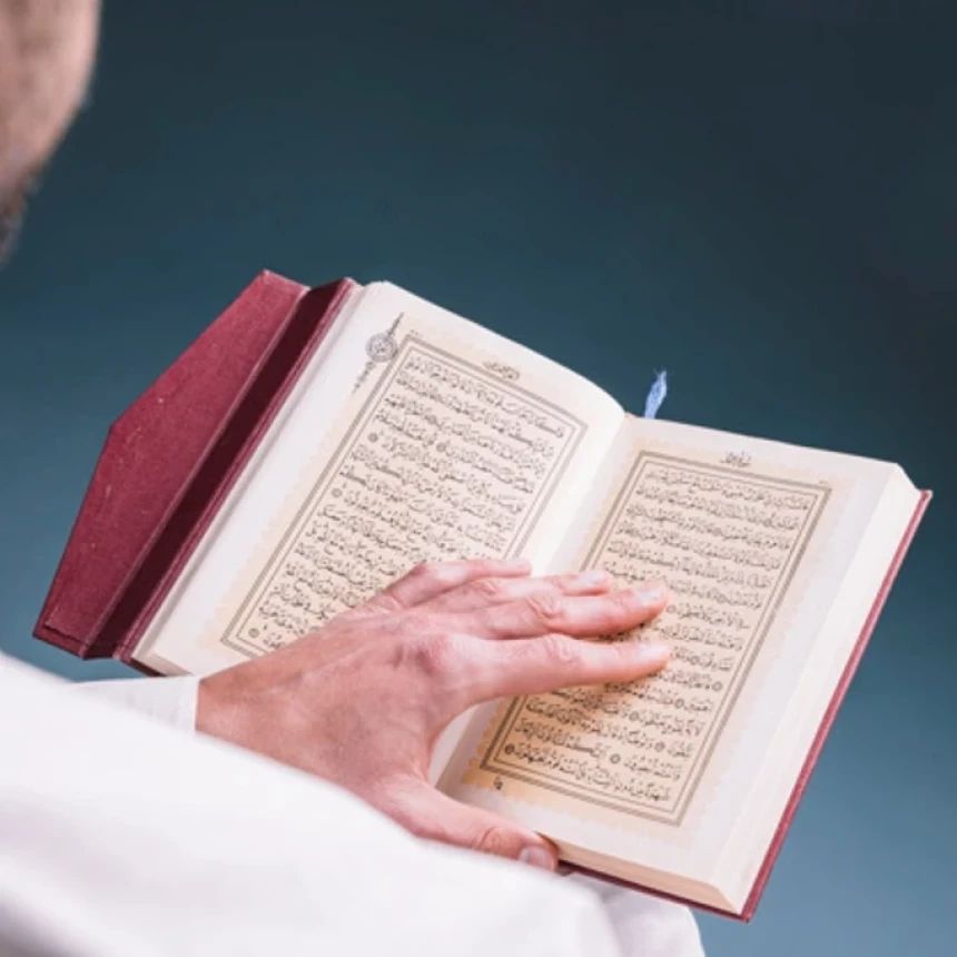 Khutbah Jumat Bahasa Minang: Rahasio al-Quran Diturunkan Baransua-ansua