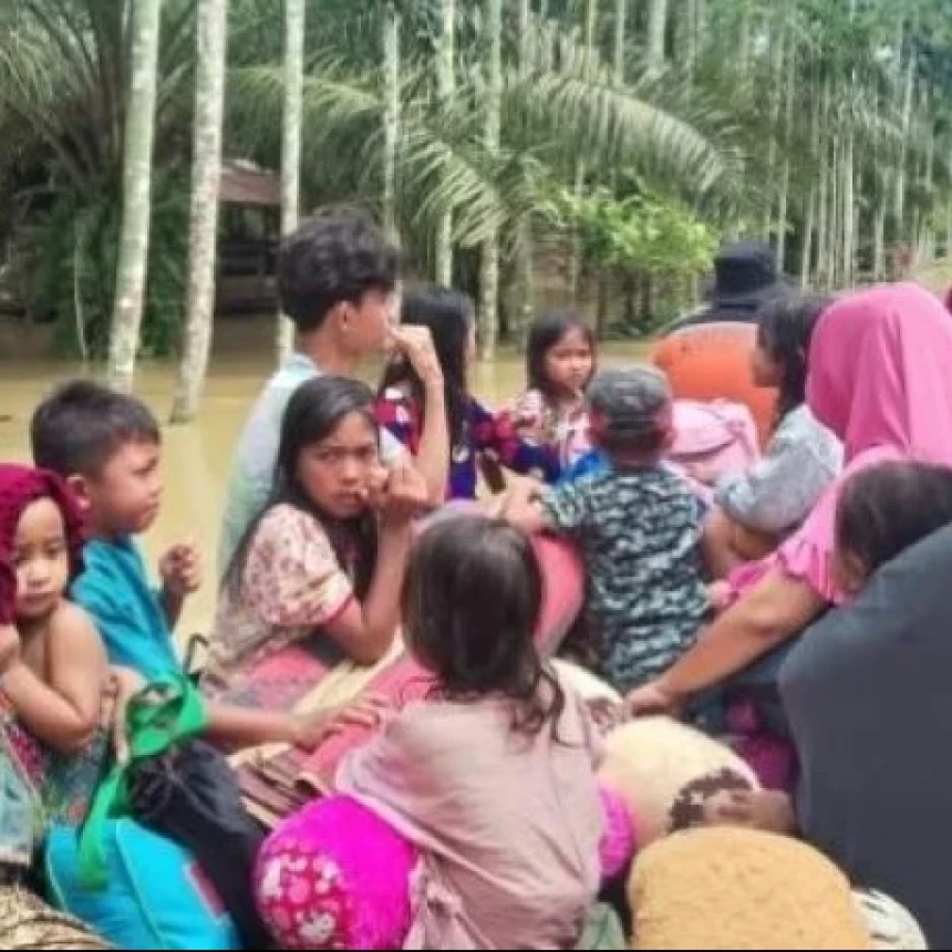 Banjir Bandang di Aceh Selatan, Warga Mengungsi, GP Ansor Salurkan Bantuan 
